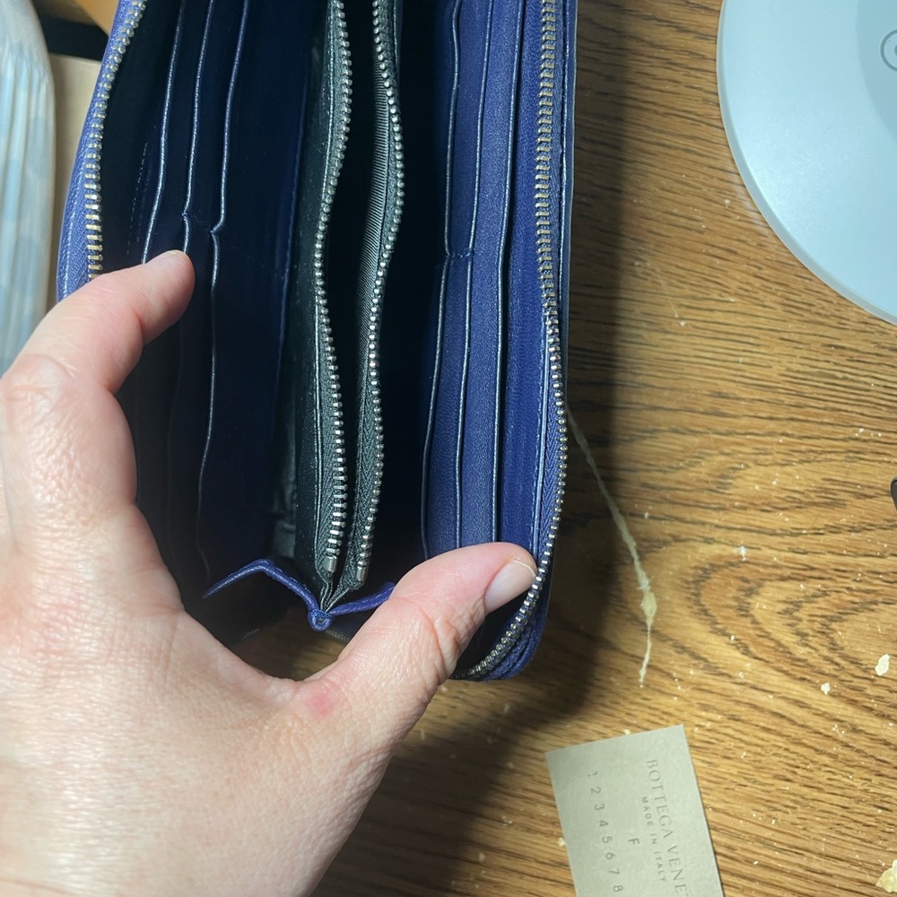 Bottega Veneta wallet.